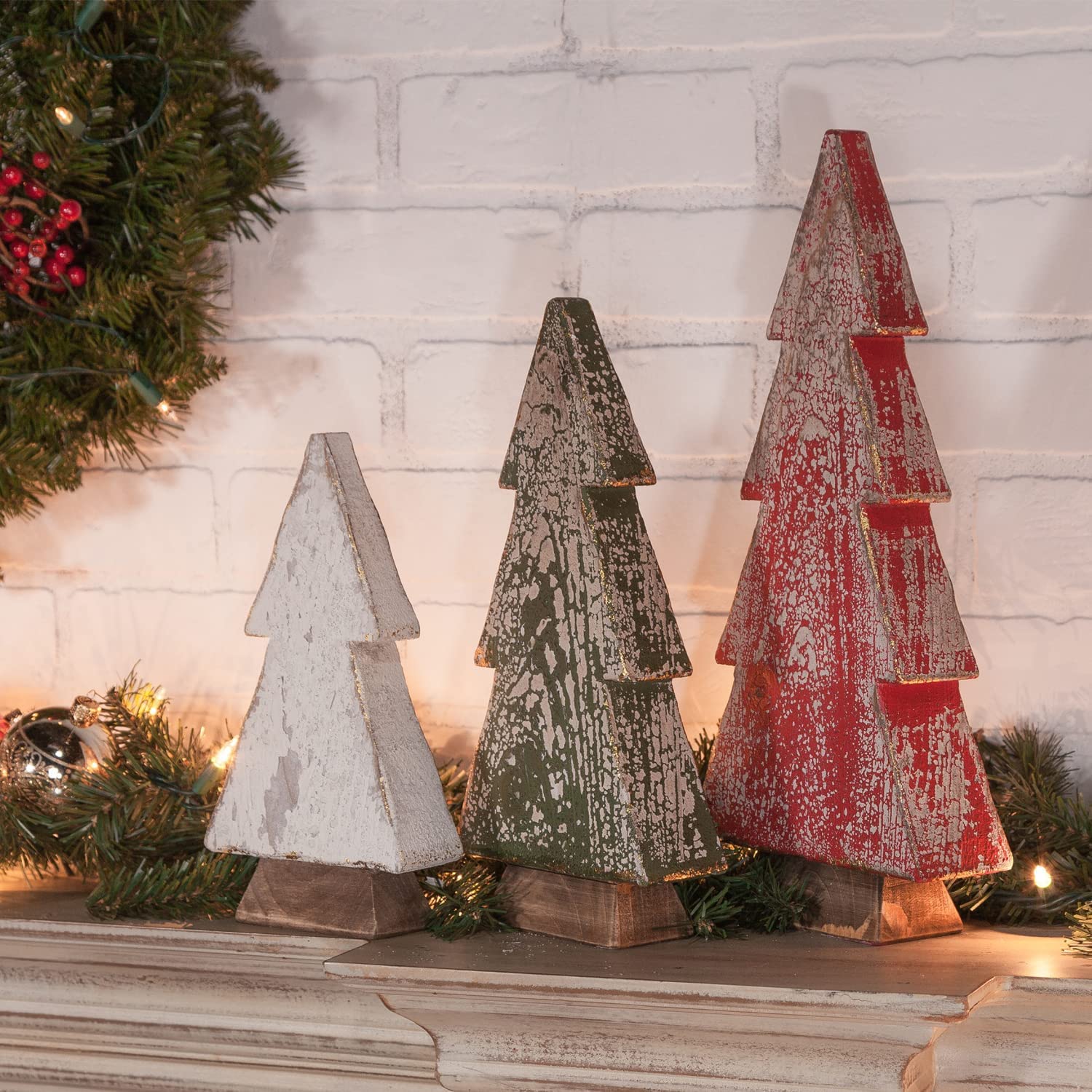 Rustic Wooden Christmas Trees: Festive Holiday and Christmas Tree Decor